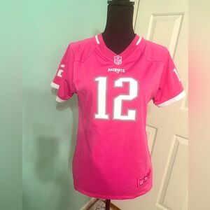 NFL team apparel jersey Patriot Brady 12 size L girls but can fit women’s S